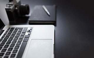 顶级足球联赛争夺日益激烈，球队竞争白热化