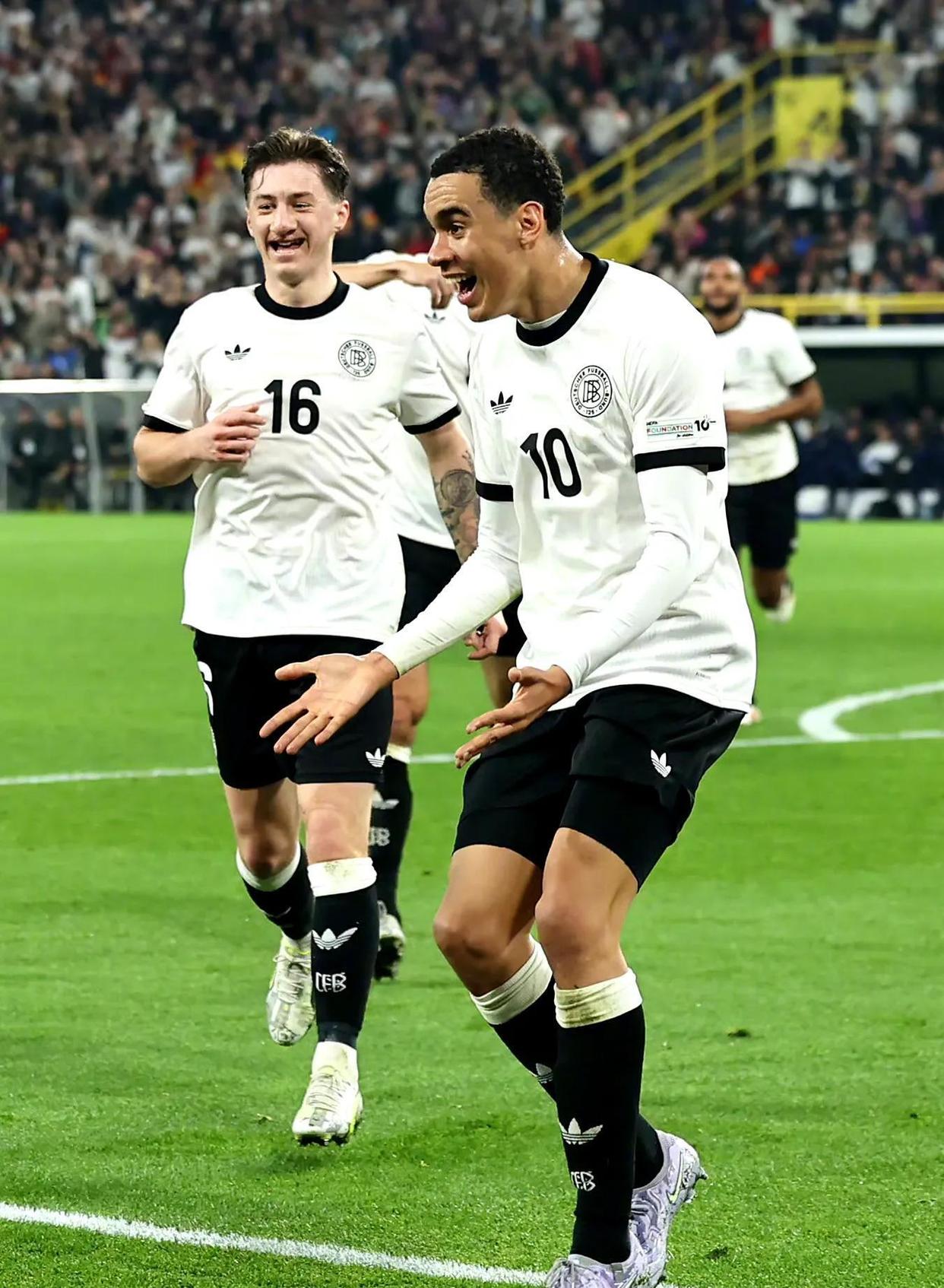 西班牙憾负德国,无缘欧国联四强的简单介绍 西班牙憾负德国,无缘欧国联四强的简单介绍