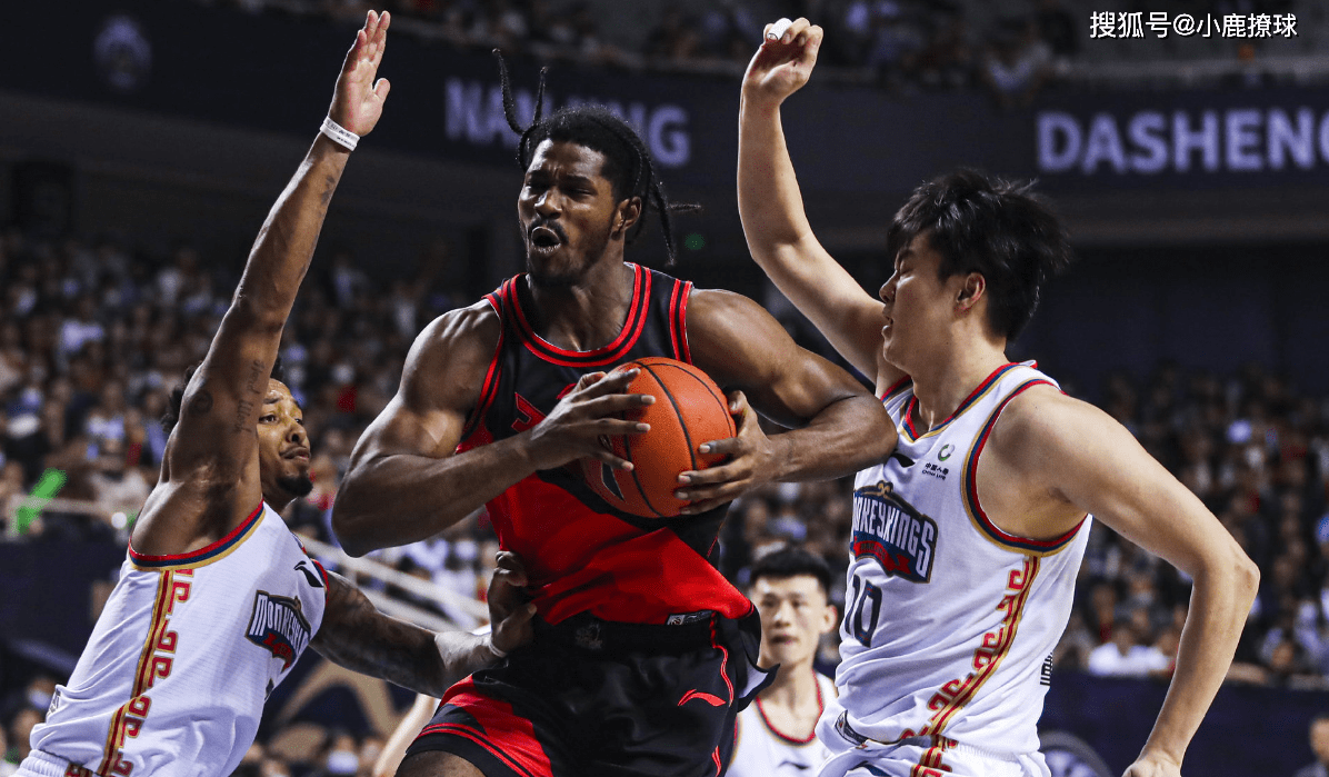 开运体育官网-江苏男篮遭遇三连败，战绩不佳进入低潮的简单介绍